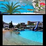 In Trakia Plaza Complex * Σάνι Μπιτς