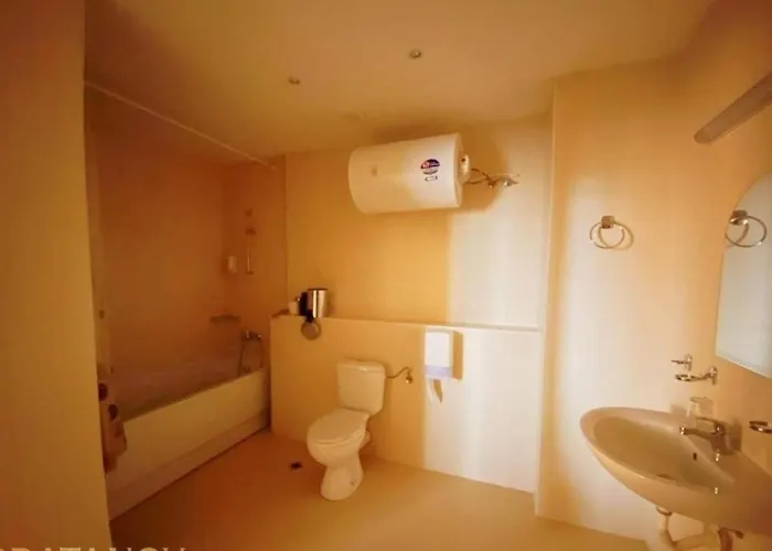 In Trakia Plaza Complex